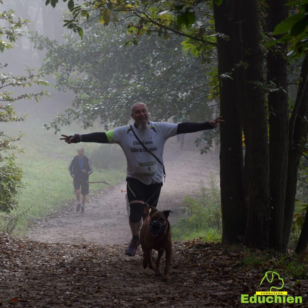 Canicross Educhien78 Education canine yvelines course canine club canin de la plaine de jouars Yvelines 78 île-de-france formation educateur canin formation chiot en ligne educhien formation comportementaliste canin dog training Alexis Bonnarang