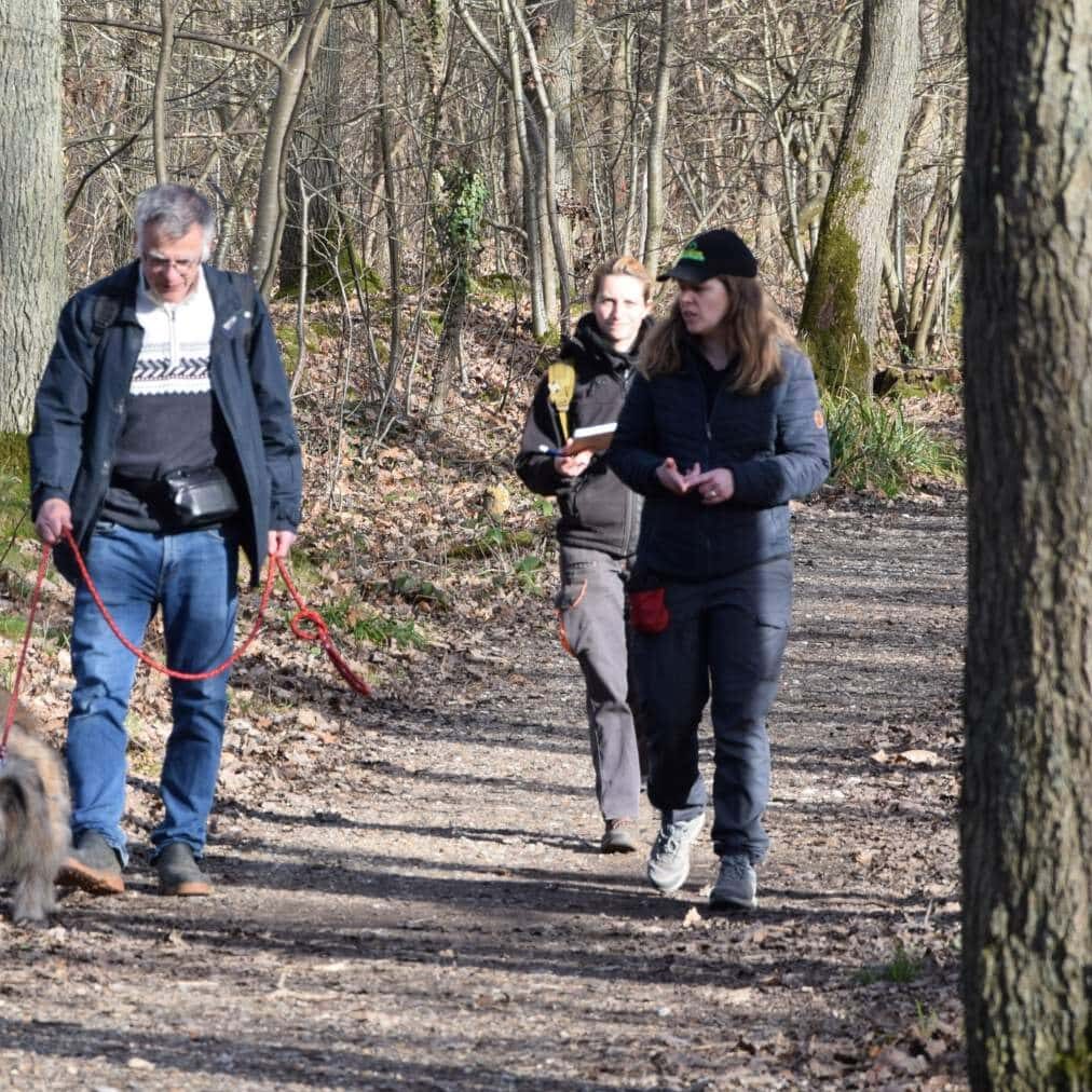 Avis élève Sandrine formation éducateur canin : Formation très complète, autant en théorie qu'en pratique. Tous les encadrants étaient professionnels et à l'écoute de chacun des apprenants. Formation très humaine et bienveillante. Cadre parfait pour apprendre dans de bonnes conditions. Organisation irréprochable.